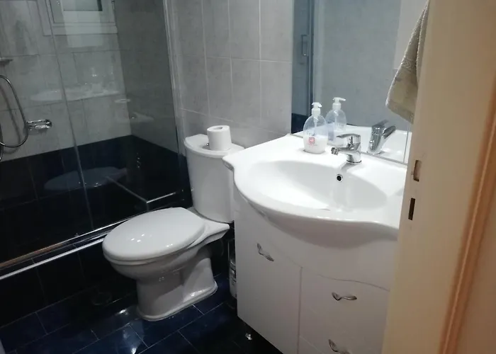 Rea's House Landsted Vrahati